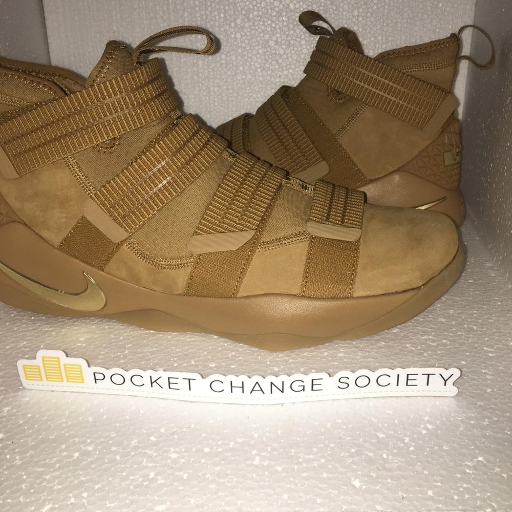 Nike Lebron Soldier XI SFG